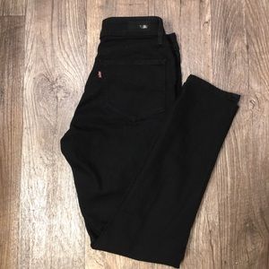 NWOT Levi’s Bold Curve Mid Rise Skinny Jeans